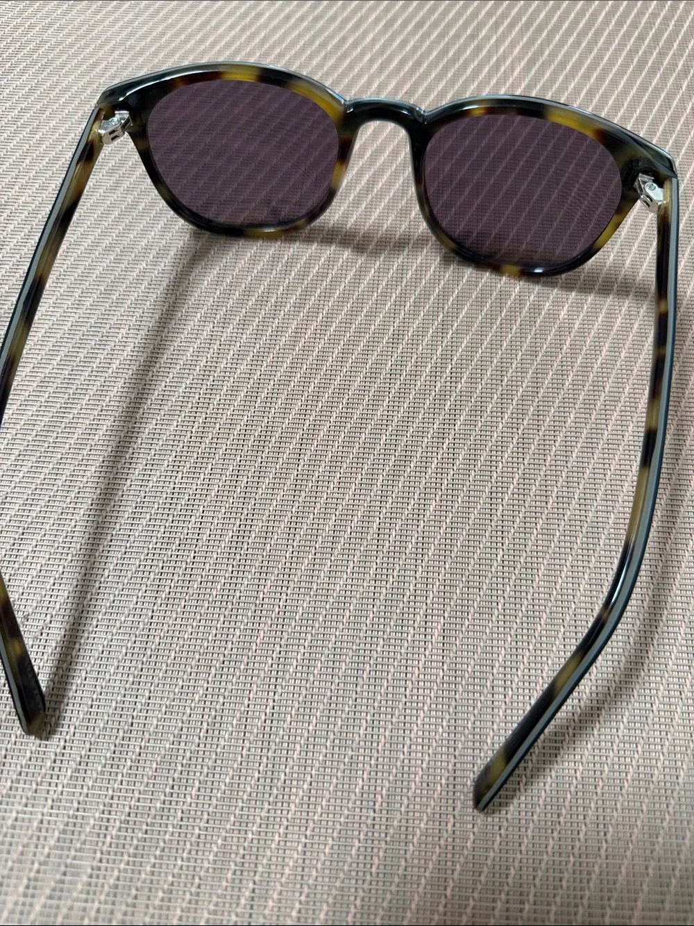 Madewell Black Round Sunglasses with Mirrored Lenses unisex